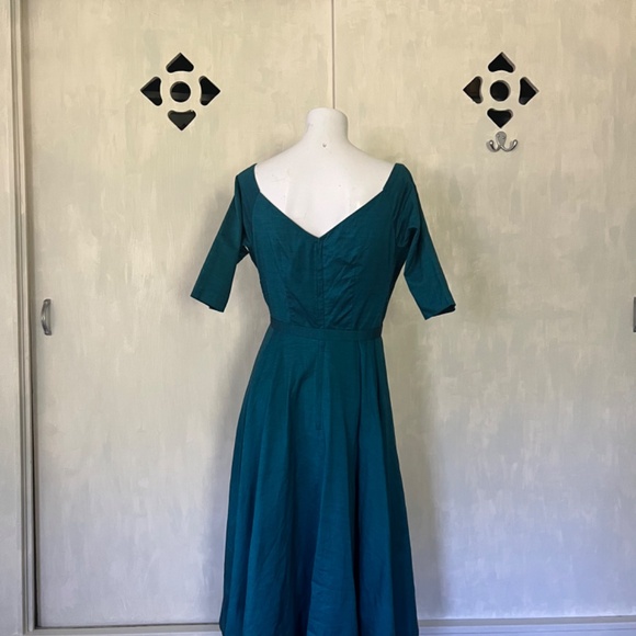 Gorgeous semi formal raw silk dress - Picture 14 of 16
